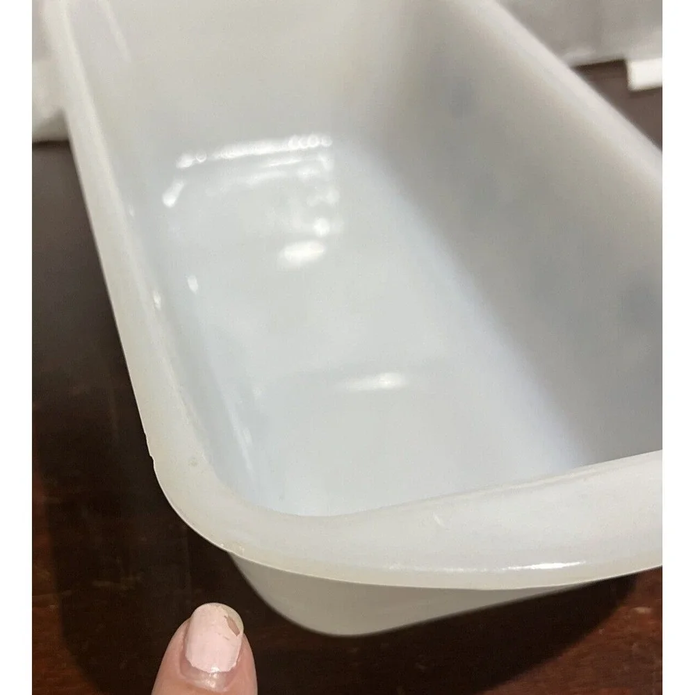 Vintage OvenWare 522-Loaf‎ Pan Milk Glass -White with Blue Clover Print -USA - 2